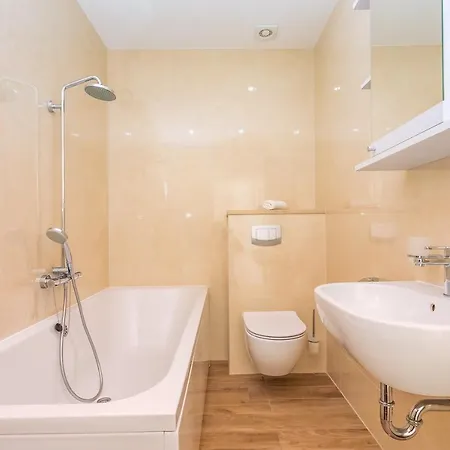 Вилла Mia With Private Pool, Whirlpool, Gym, Sauna, Seaviews Локва-Рогозница