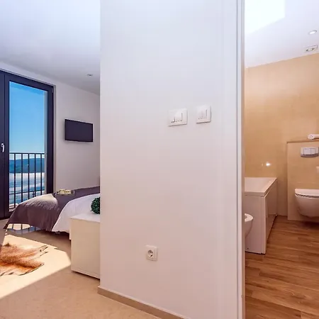 Mia With Private Pool, Whirlpool, Gym, Sauna, Seaviews Вилла Локва-Рогозница